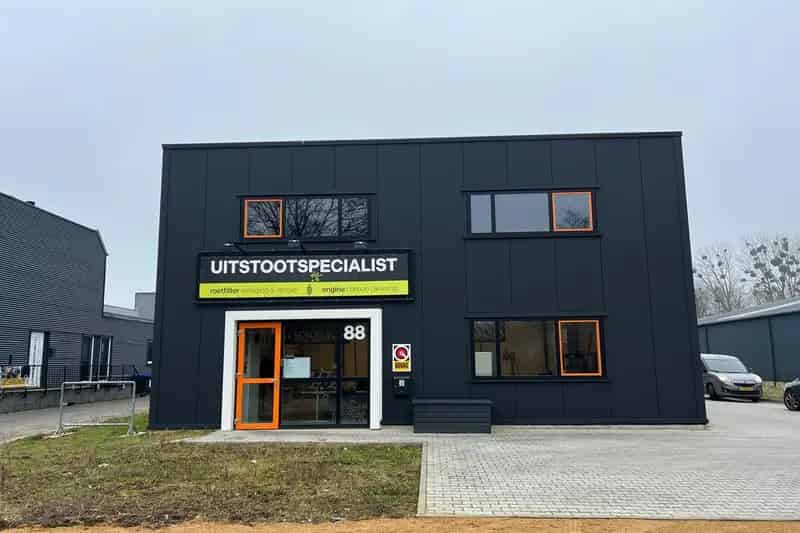 Belegging Kerkrade: Moderne Bedrijfsunit 240m² te Koop