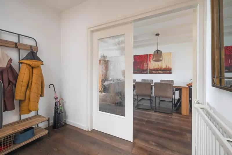 Ruime 4 Slaapkamers Vrijstaande woning met 11 Zonnepanelen