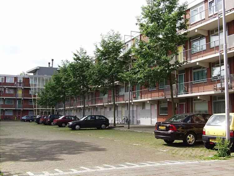 3 Slaapkamer woning nabij winkels en openbaar vervoer