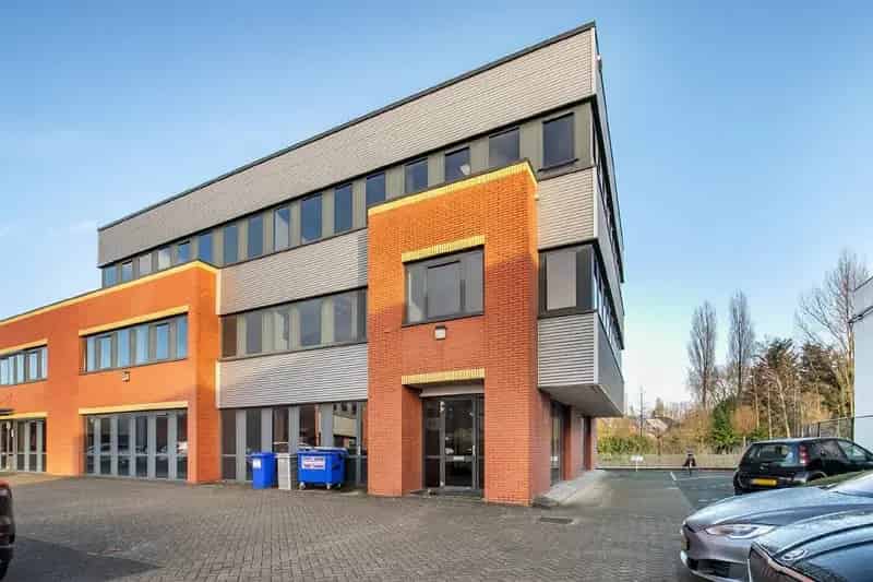 Kantoorruimte te huur Barendrecht 210m²