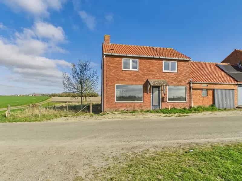 Bouwkavel Terhole: 1055m² met woning en schuur