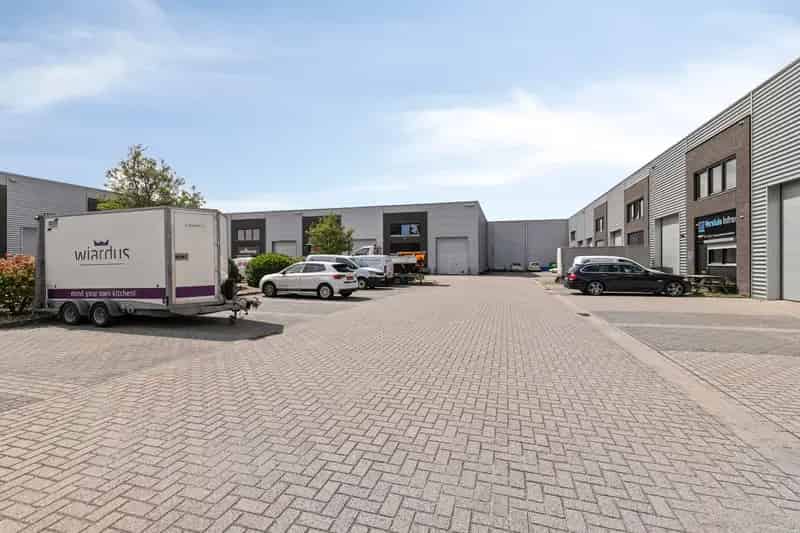 Bedrijfshal Harderwijk 490m2 te koop