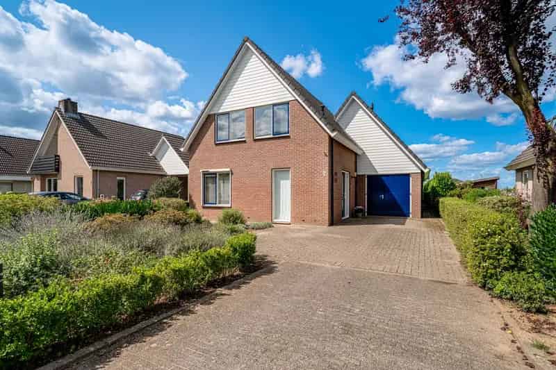 Huis te koop: Bugel 5 6904 PL Zevenaar | Funda