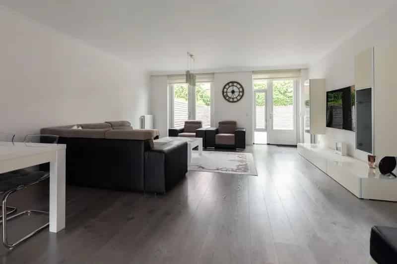 Royale Tweekapper met Garage te Barneveld