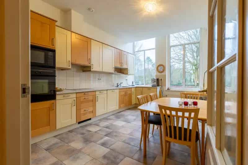 Luxe 3-kamerappartement Oosterhout  Parktuin Garage Berging