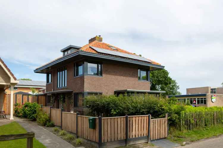 Huis Te Koop in Midsland, Fryslân