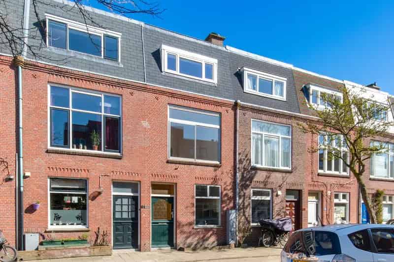 Huis te koop Zeeheldenbuurt 4 slaapkamers 2 badkamers