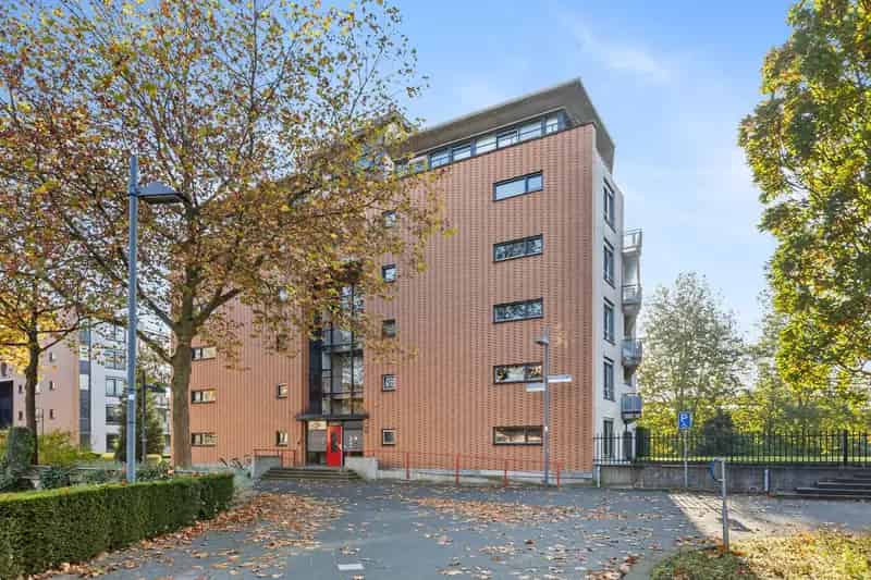 Ruim 3 Kamer Appartement Nijmegen 89m2 Balkon Berging Parkeerplaats