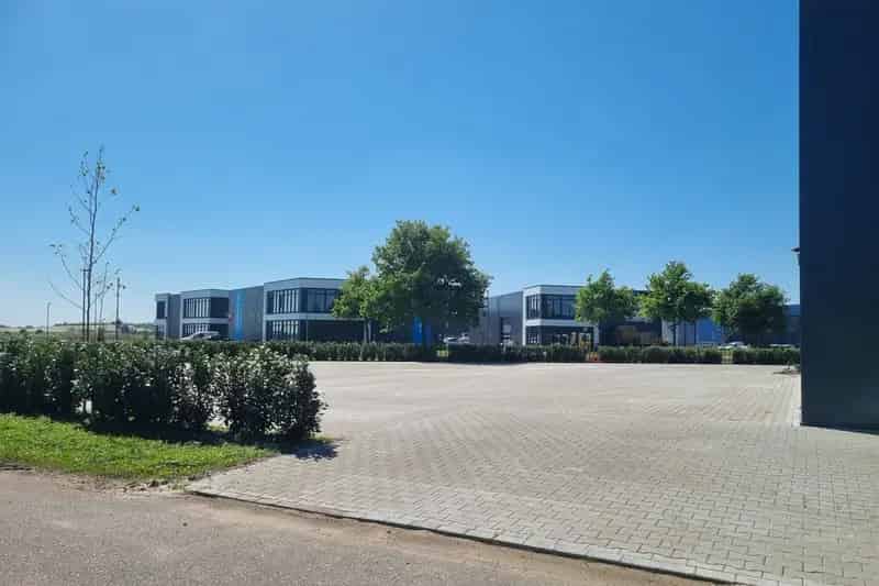 Bedrijfshal Steenwijk | Zoek bedrijfshallen te huur: Eeser Hout 17 8332 VR Steenwijk 