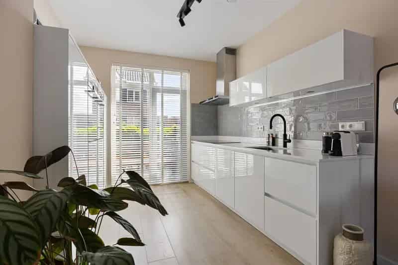 6-kamer Tussenwoning Vroondaal Den Haag A++++ Energielabel