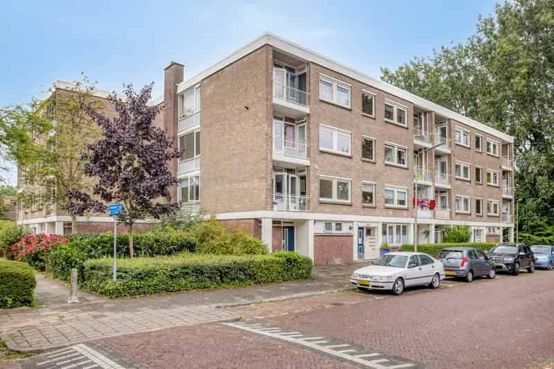 Hoekappartement Delft Agnetapark 4 kamers 2 Balkons