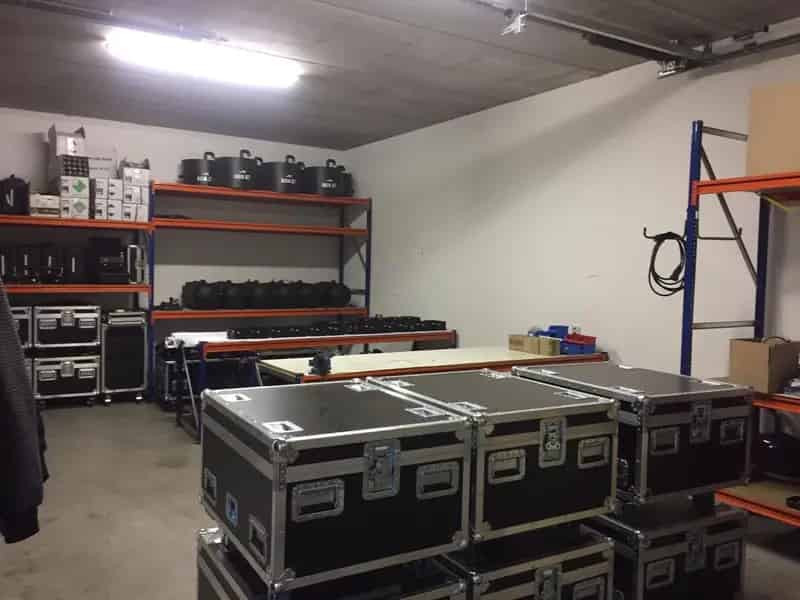 Bedrijfshal Rosmalen te koop: 60m² bedrijfsruimte 60m² kantoor