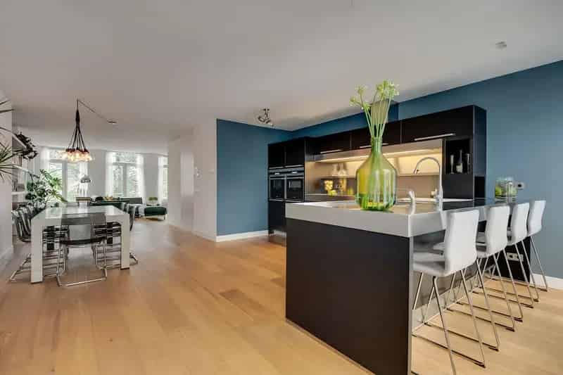 Luxe Bovenwoning Amsterdam Pijp 2 slaapkamers Dakterras