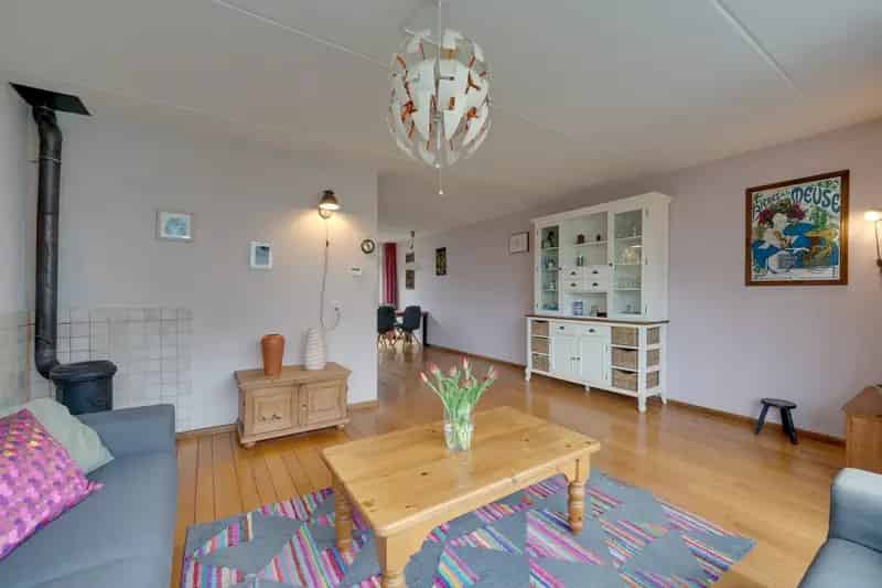 Huis te koop Ilpendam 3 slaapkamers grote tuin