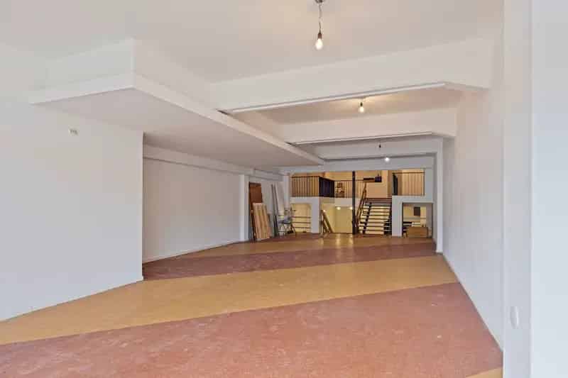 Winkelruimte te Huur Petuniaplein Zwolle Westenholte 182m²