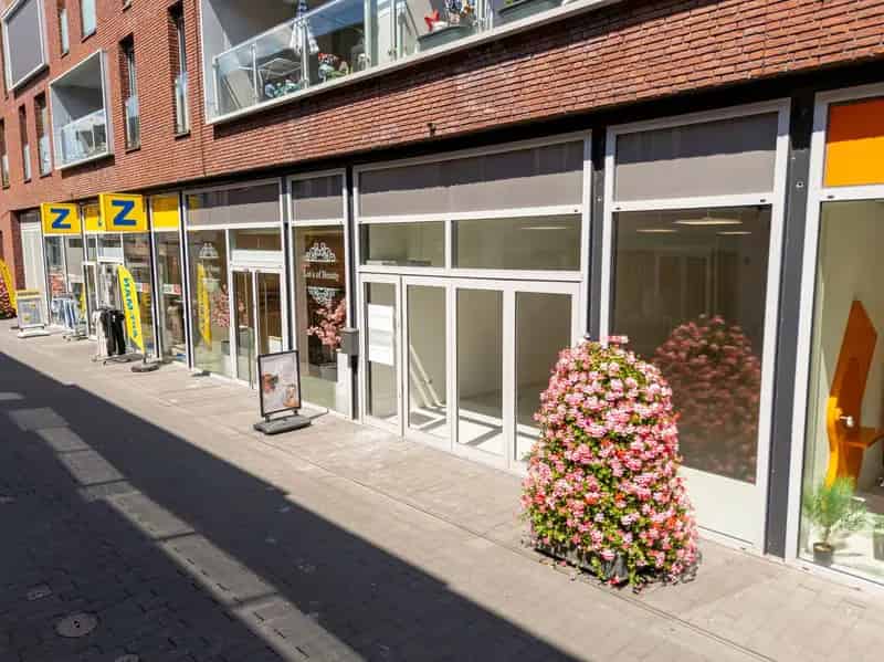 Winkel te Huur Geleen Ansemburgstraat 99m²