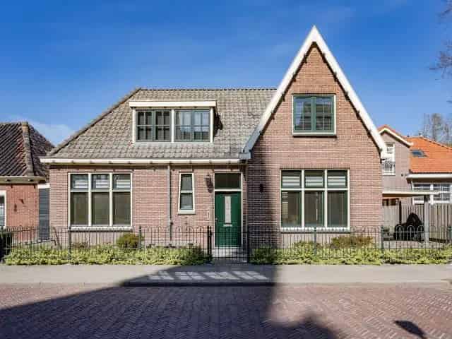 Karakteristieke woning te koop in Wognum