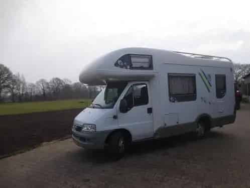 Goedkope Camper 4 Slaapplaatsen - Vakantie Klaar