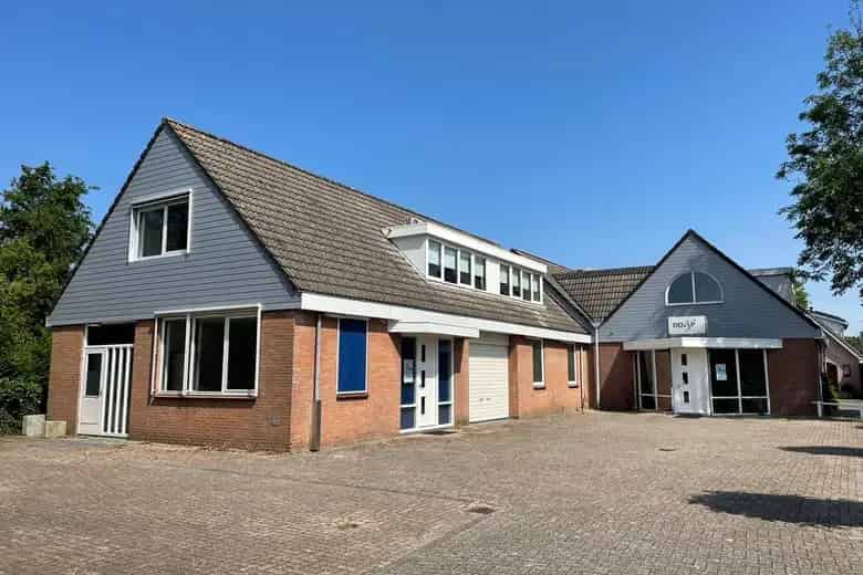 41 105 m2 Kantoorruimte te Huur Loosdrecht