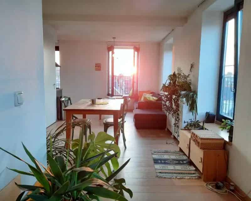 Ruim modern appartement met uitzicht