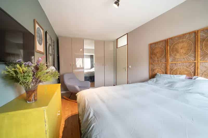 Hoekwoning Nieuwenhoorn 3 slaapkamers tuin overkapping