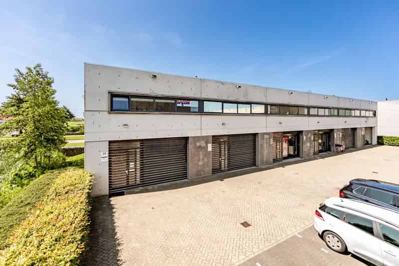 Bedrijfshal te huur Nieuw Vennep 160m²