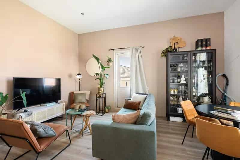 Twee kamer appartement Deventer  Groen dakterras  Nabij centrum
