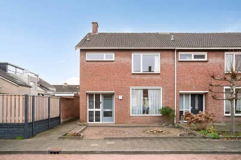 Eindwoning Steenbergen 3 slaapkamers zonnige tuin