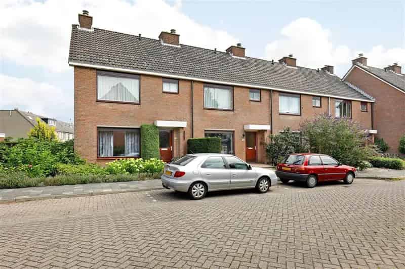 5 Kamer Eengezinswoning Ter Aar Verduurzaamd 4 slaapkamers
