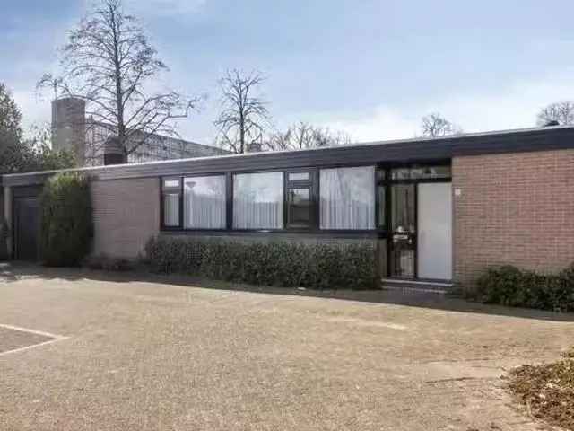Te koop: 2-onder-1-kapwoning Eindhoven