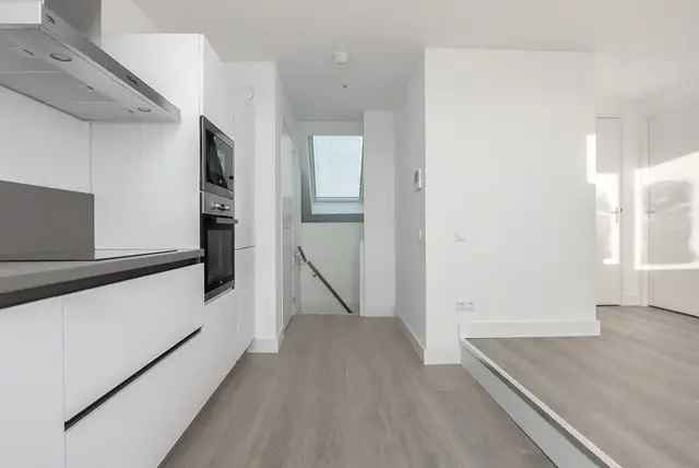 Ruime Galerijflat Tilburg 2 Kamers 69m2