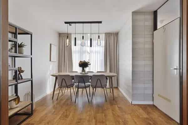 Ruime 4 Slaapkamers Tussenwoning Goes Zuidtuin