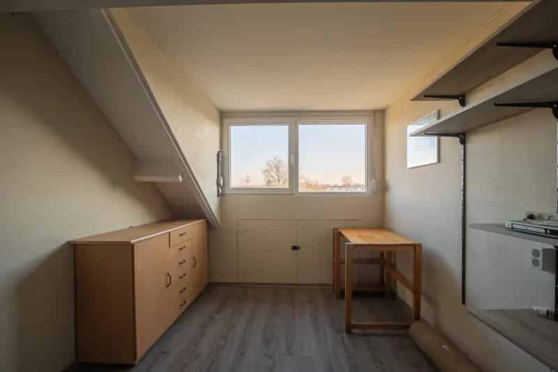 Tussenwoning Elsloo 3 slaapkamers 8 zonnepanelen energielabel B