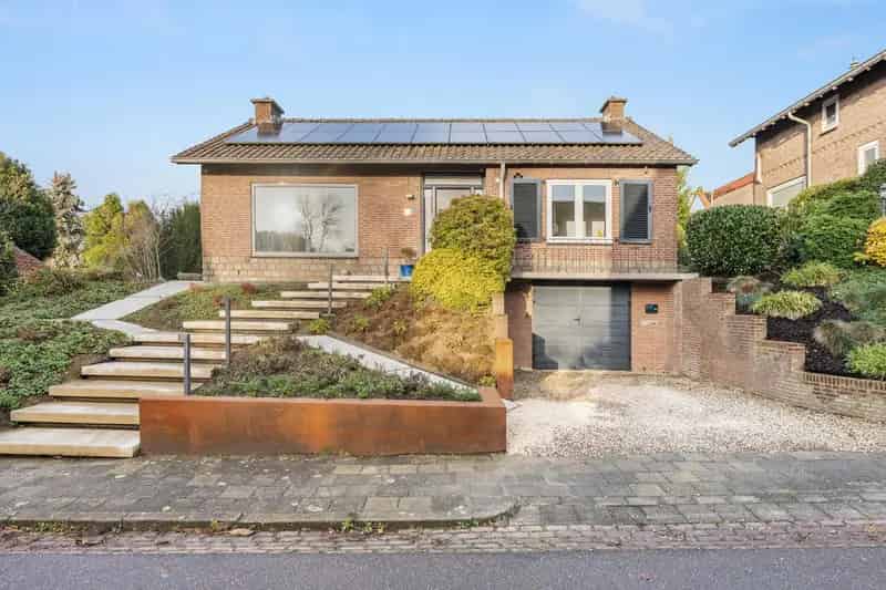 Huis Te Koop , 49, Kaakstraat, Elsloo, Limburg