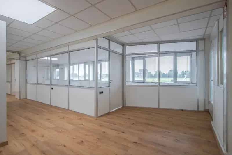 Kantoor Arnhem te Huur 127m2 Rijnzicht 2 Parkeren
