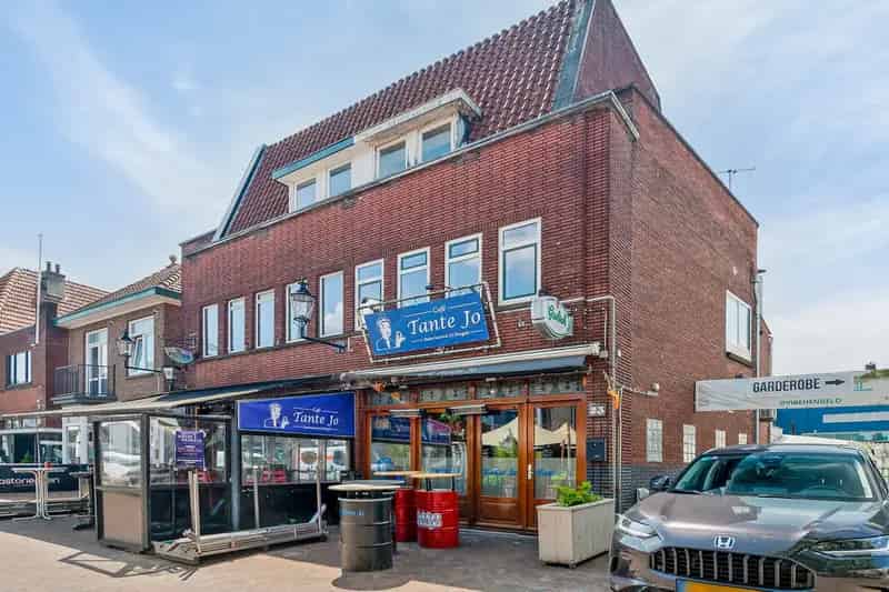 Horecapand Hengelo te koop met bovenwoning goede investering