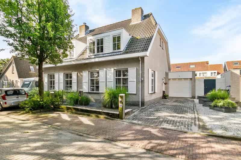 Moderne Twee Onder Een Kap Woning Vrouwenpolder Ruime Tuin Garage