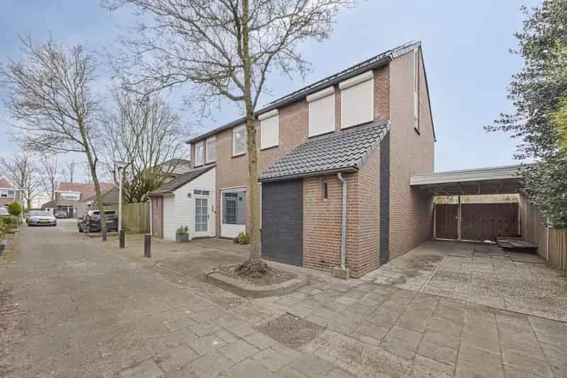 Moderne Tweekapper Oss - Energielabel A - 4 Slaapkamers