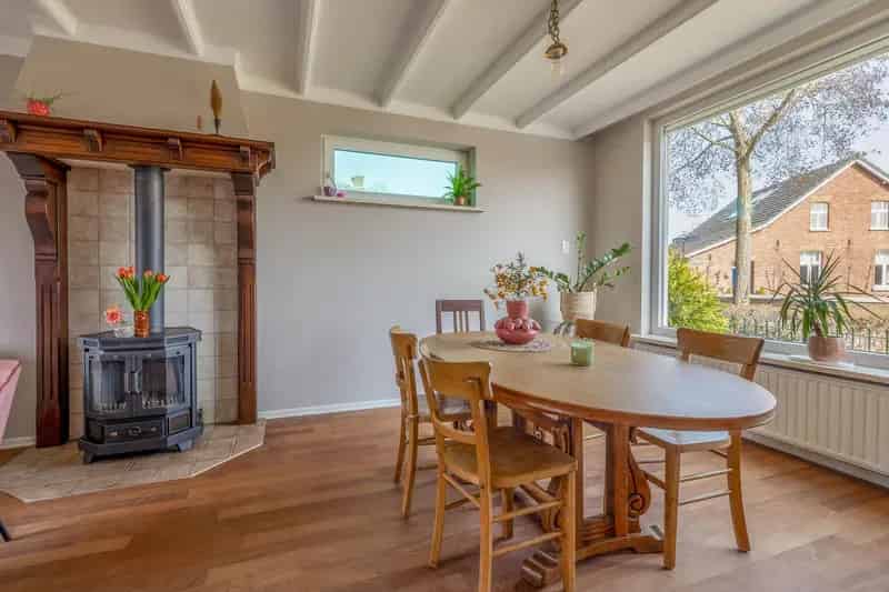 Ruime Hoekwoning Velden Garage Oprit 3 Slaapkamers Nieuwe Badkamer