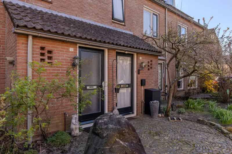 Ruime Tussenwoning Nabij Holterberg - Ideaal voor Starters