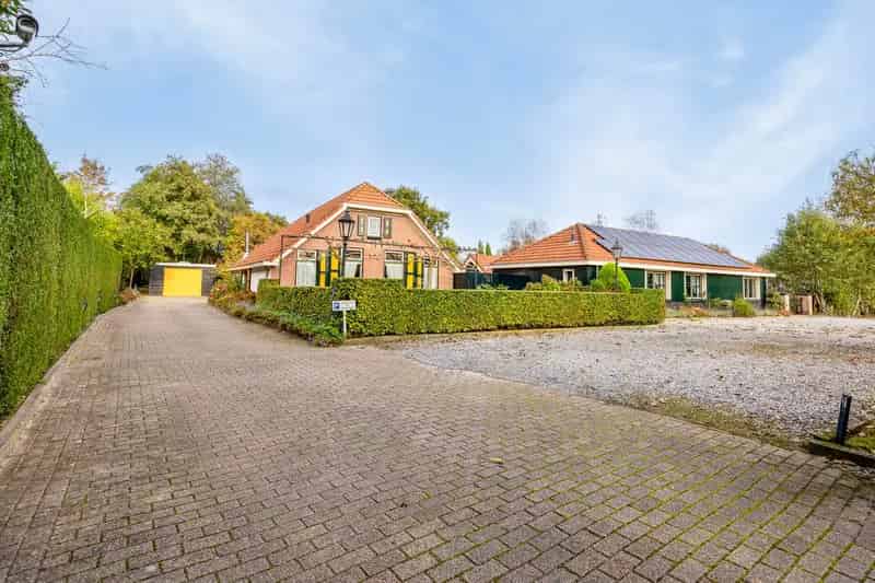 Boerderijwoning te koop: Ruime woning met veel privacy en natuur