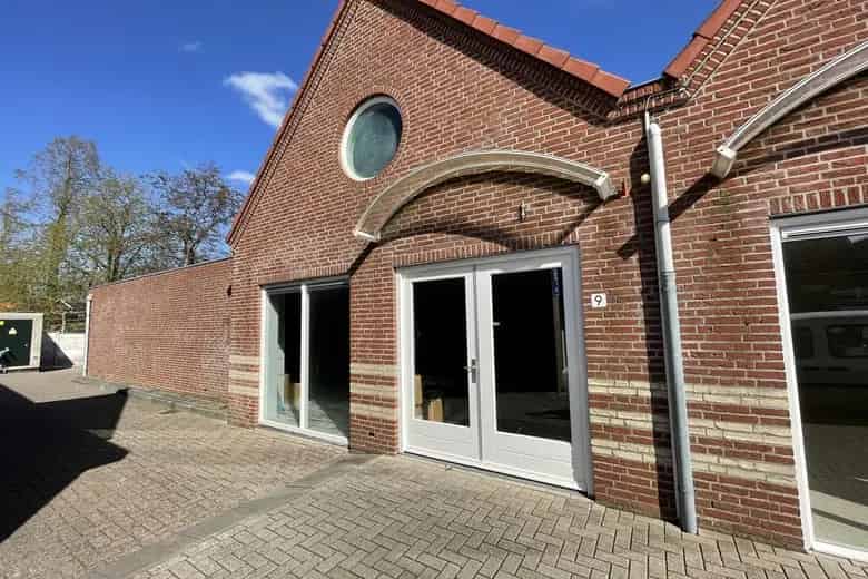 175 m2 Winkelruimte te Huur Oude Tonge Centrum