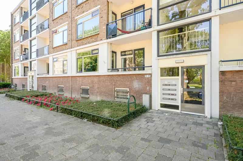 Appartement te koop Den Haag 4 kamers balkon 75m2