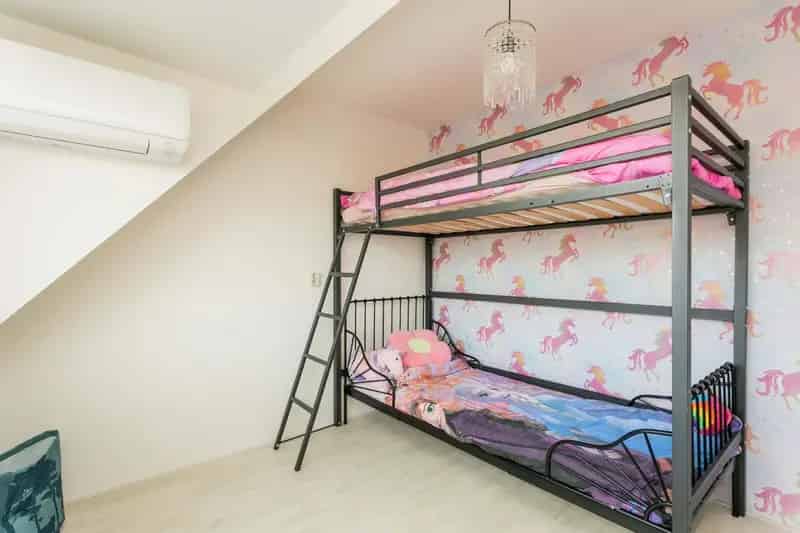 Ruime 5 Slaapkamer Familiewoning Batau Zuid  Energielabel B