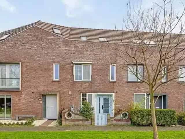 Tussenwoning 5 Slaapkamers 151m2 Den Haag