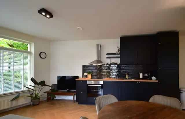 2 Kamer Appartement te Huur in Made