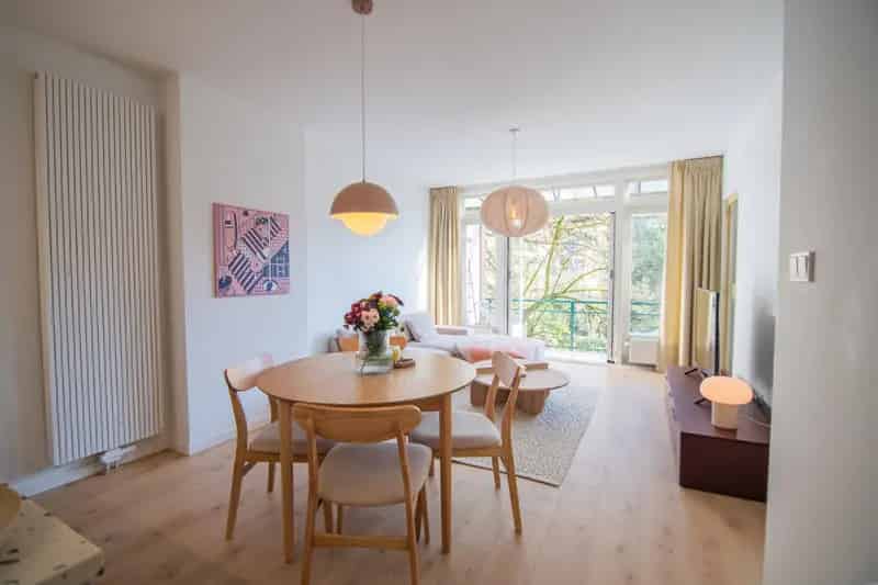 Appartement te koop Rotterdam Schepenstraat: Luxe gerenoveerd 4-kamer appartement