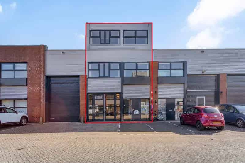 Bedrijfsunit te koop Haarlem 300m² A200 A9