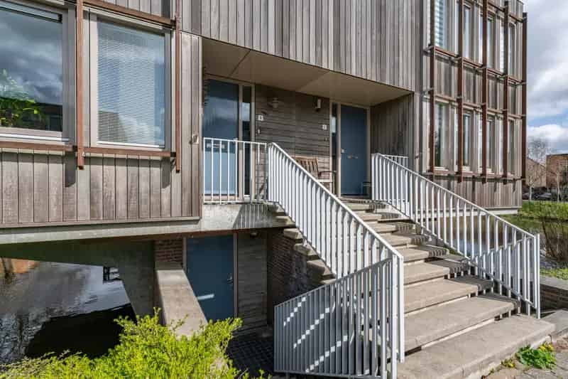 Amsterdam: Ruime 2-onder-1-kapwoning 4 slaapkamers 165m2