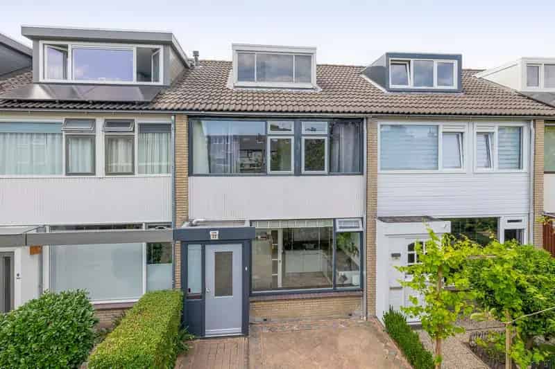Huis te koop Zoetermeer  Ruime gezinswoning 4 slaapkamers